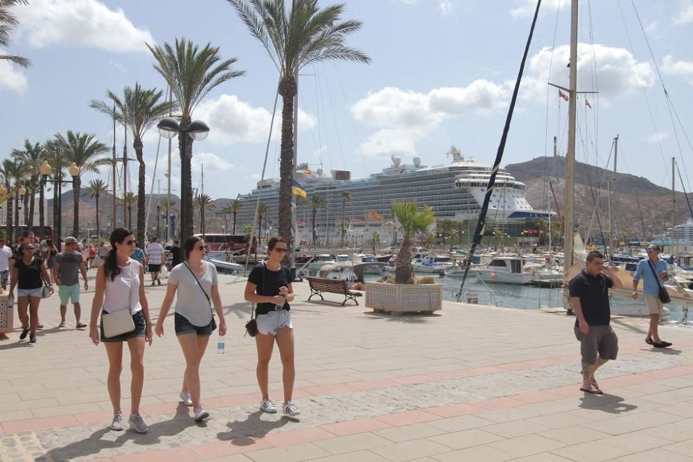 Turistas en Cartagena en el Puente de agosto