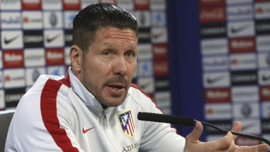 Simeone: “Los de fuera no juegan, juegan los de dentro, que son mejores”