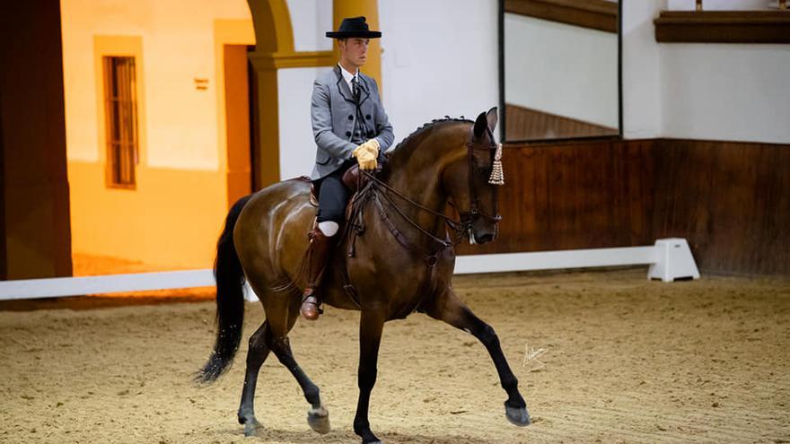 Sergio Catalán a lomos de 'Gitano', con el que ha ganado la Copa de España en Córdoba