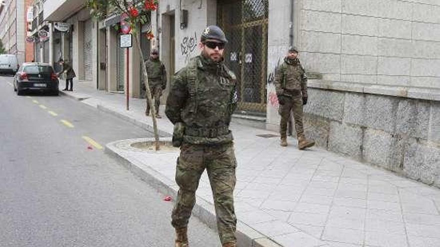 Militares de la Brilat, ayer en Ourense. // Iñaki Osorio