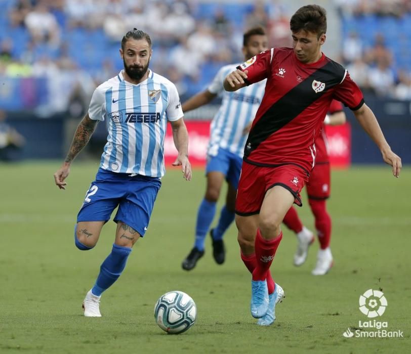 El Málaga CF no pasa del empate en casa frente al Rayo Vallecano en un encuentro en el que volvió a ponerse por delante y cedió la igualada en el segundo acto