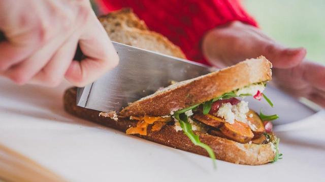El bocadillo de boniato de Caravan Made, en el All Those Food Market