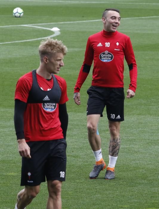 Último entrenamiento del Celta antes de vsitar el Bernabéu // Alba Villar