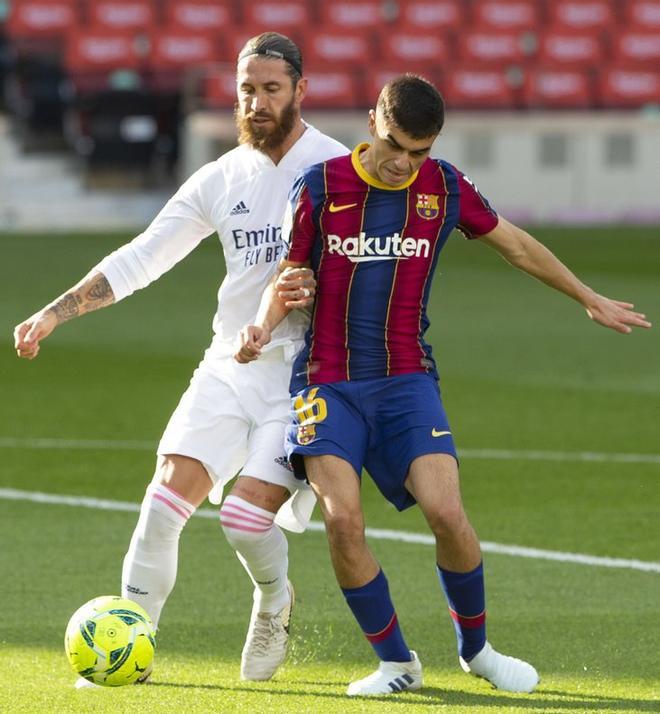 Imágenes del partido entre el FC Barcelona y el Real Madrid de la séptima jornada de LaLiga Santander, disputado en el Camp Nou en Barcelona.