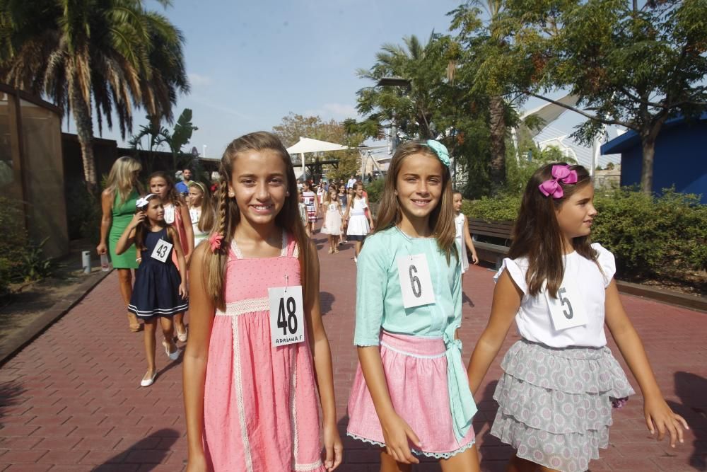 Las candidatas a la Corte de Honor Infantil, en l'Oceanogràfic