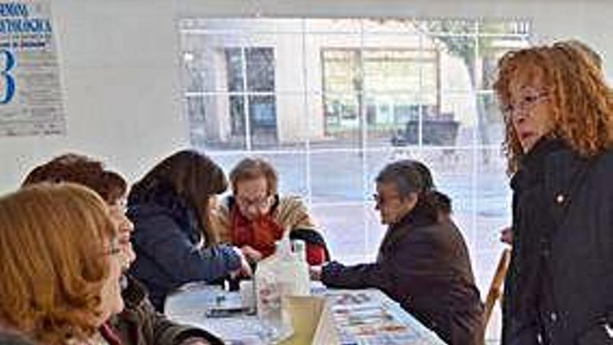 Voluntarios de ADIBE en una edición pasada.