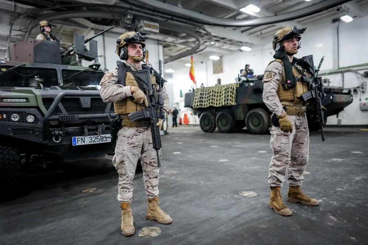 Infantes de Marina españoles, embarcados para el ejercicio Steadfast Dart 26.