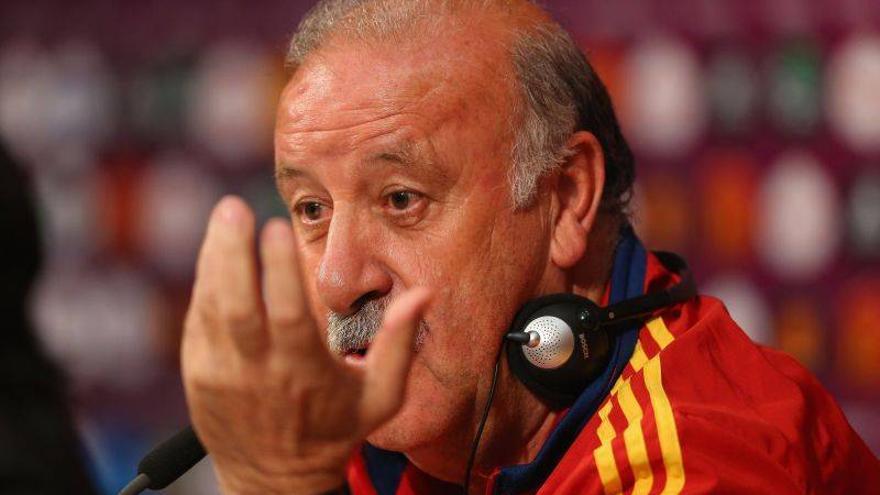 Del Bosque: &quot;Tengo dudas para hacer el equipo&quot;