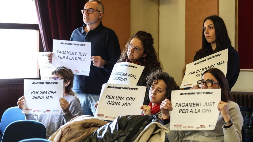 Alcoy pacta con UGT las nuevas condiciones de los empleados municipales