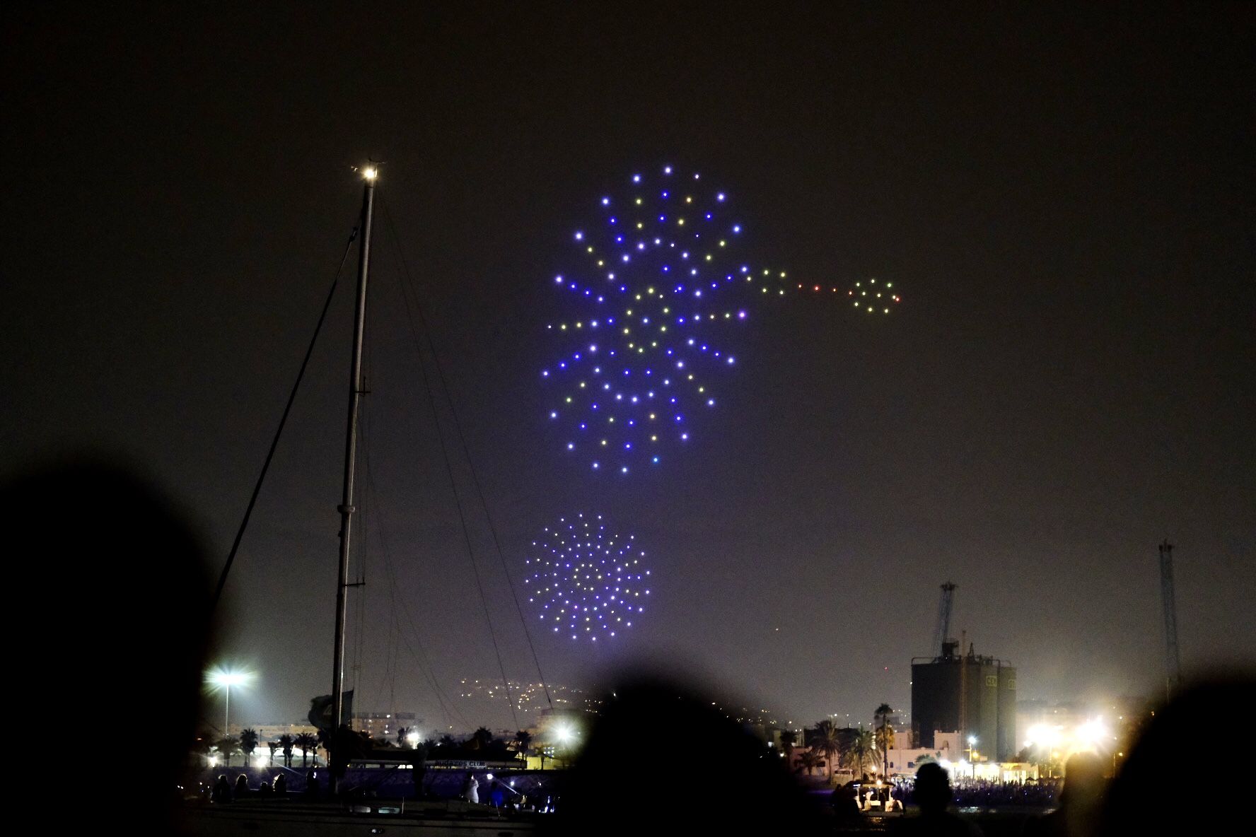 Los fuegos artificiales dan la bienvenida a la Feria de Málaga 2022