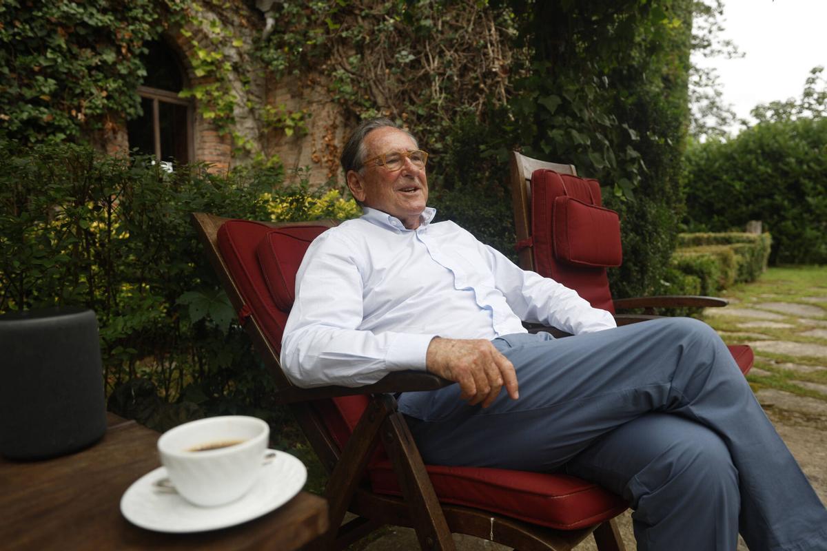 Castillo de Priorio en Las Caldas. Entrevista para barrer con Matías Rodríguez Inciarte, ex ministro de la Presidencia de España.