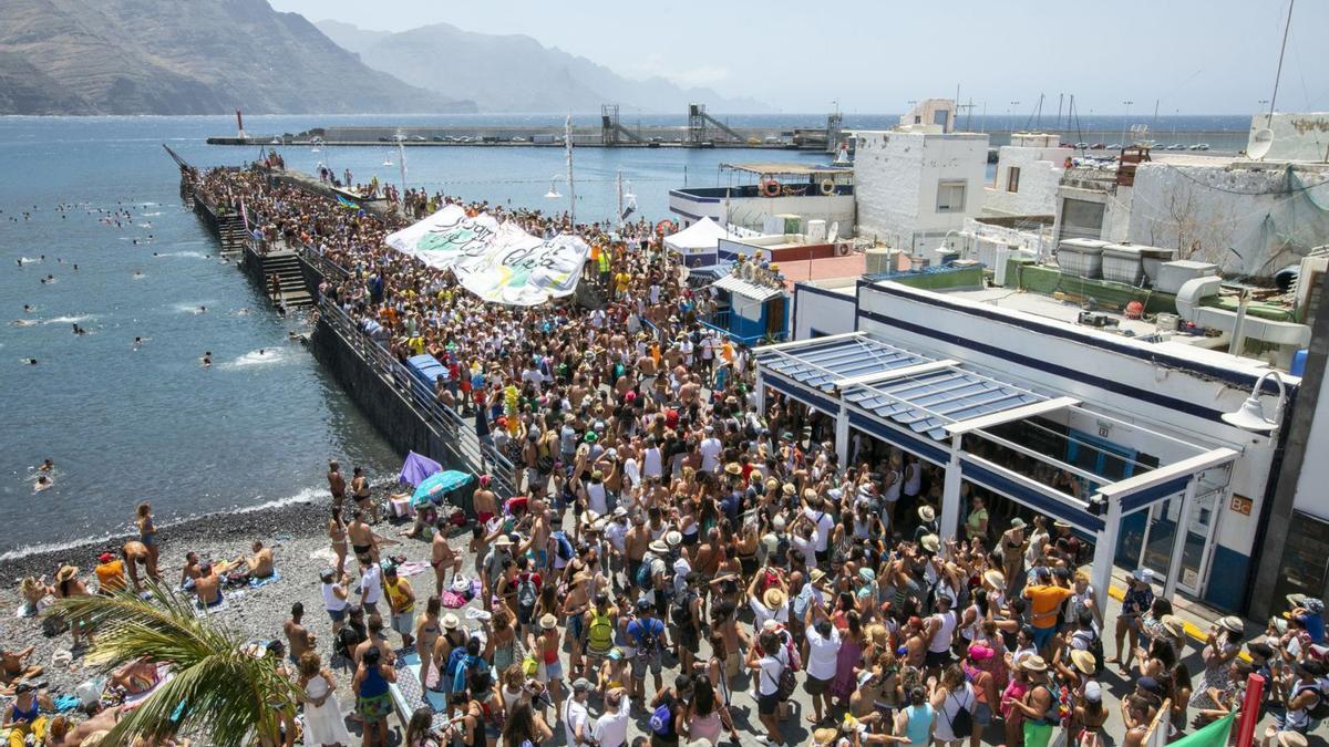 El muelle viejo del puerto de Las Nieves durante la celebración del Bioagaete de 2018. | |