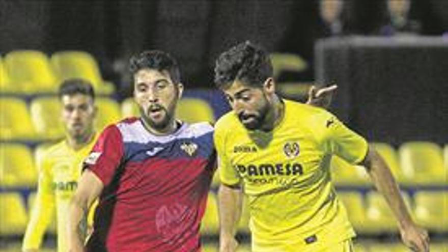 El Villarreal B vence sobre la bocina a un rocoso Saguntino