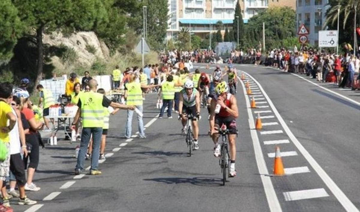 Un moment del segment de ciclisme a la Challenge Barcelona-Maresme. Un moment del segment de ciclisme a la Challenge Barcelona-Maresme.