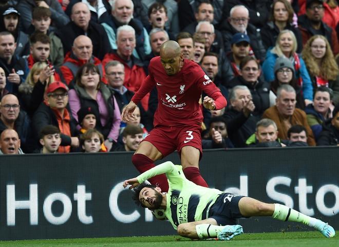 Fabinho (Liverpool), opción de garantías en la medular