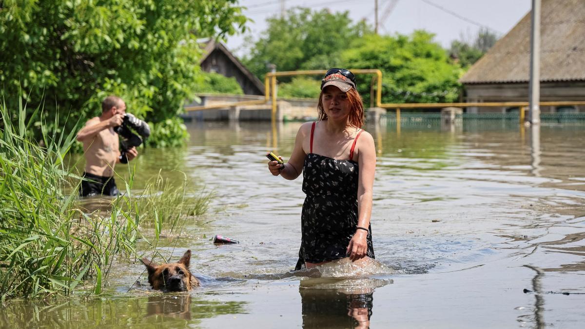 Així ha quedat la ciutat ucraïnesa de Kherson després de la destrucció de la presa