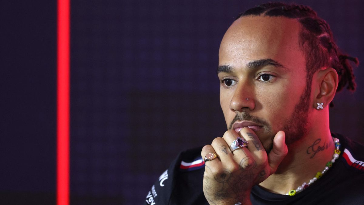 Lewis Hamilton pasa por sus momentos más difíciles con Mercedes