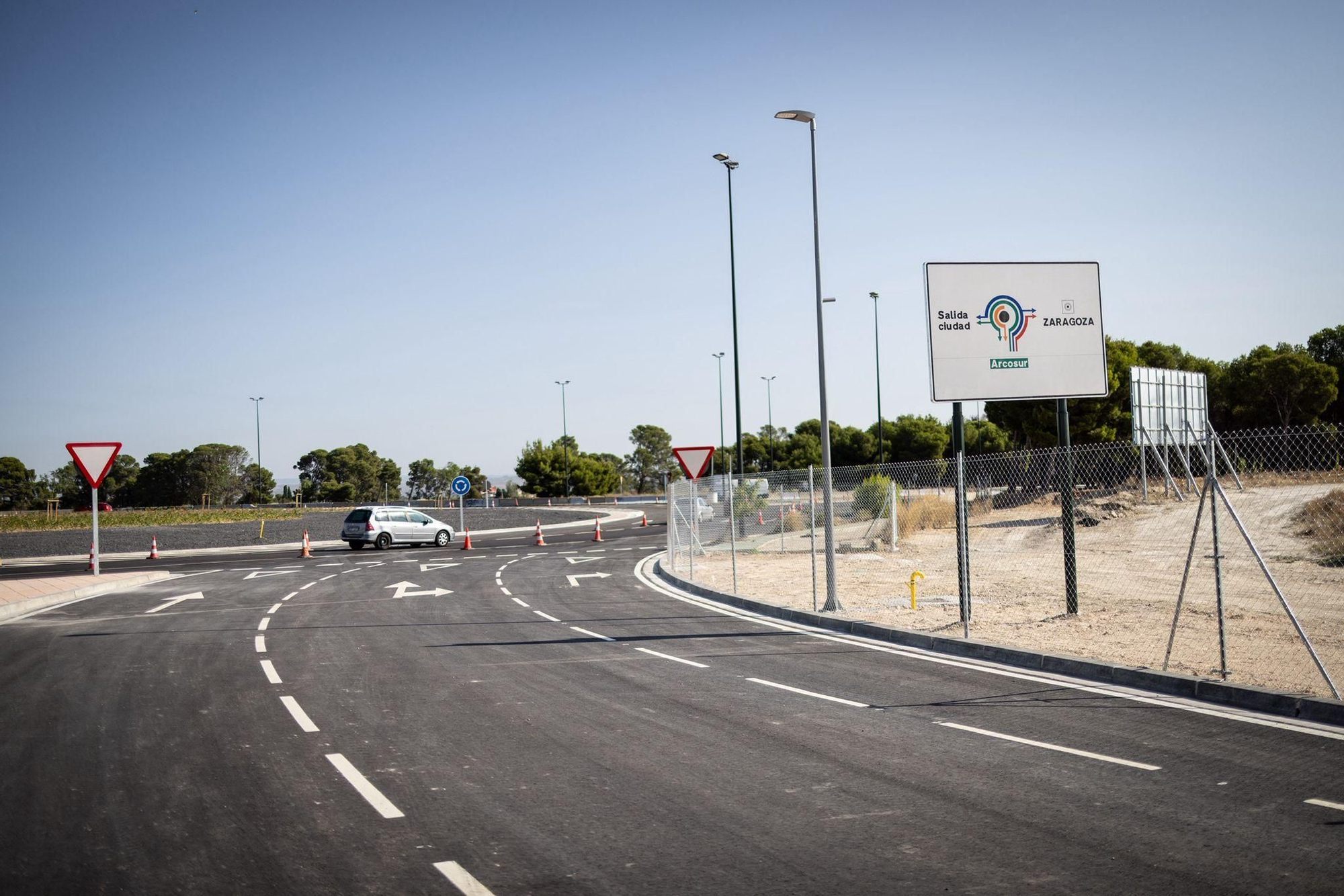 Abierta al tráfico la primera turbo rotonda de Zaragoza