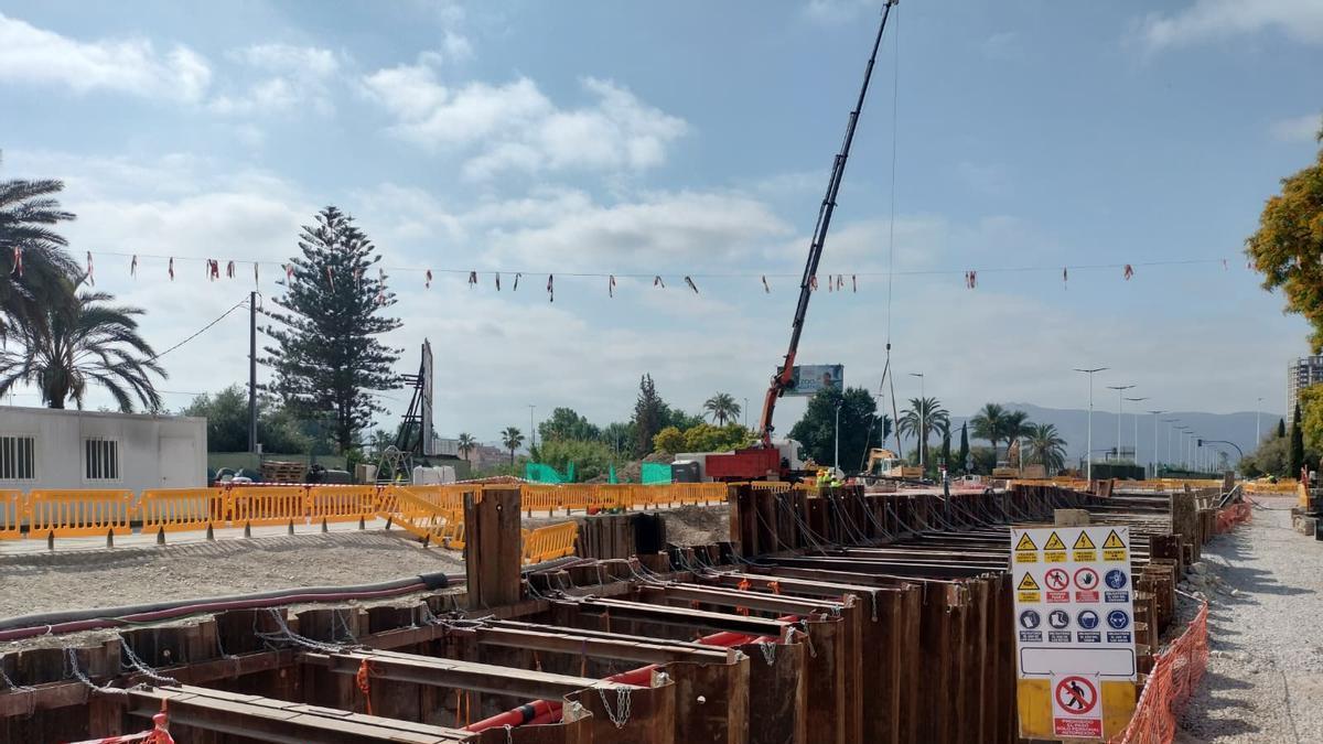 Obras en Miguel Indurain este jueves por la mañana.
