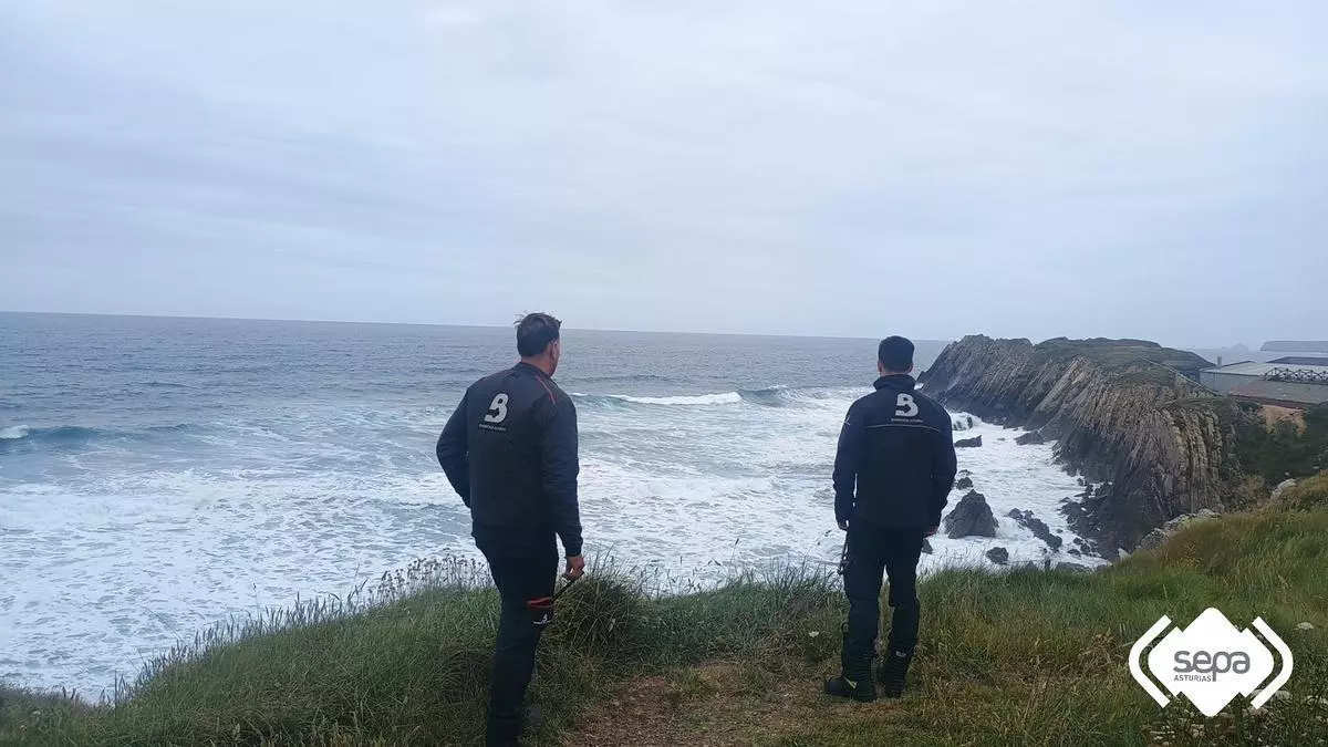 Sin rastro del vecino de Piedras Blancas tras la sexta jornada de búsqueda por tierra, mar y aire