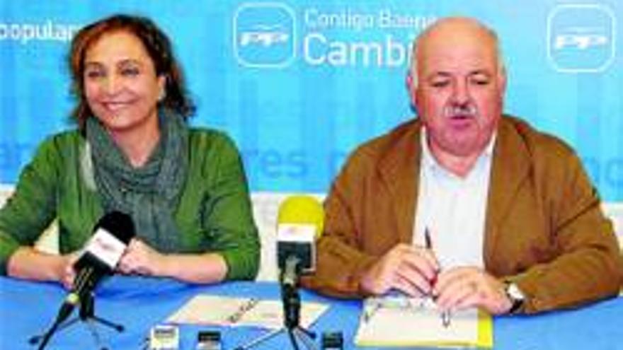 Jesús Aguirre critica en Baena la política de recortes que aplica la Junta de Andalucía