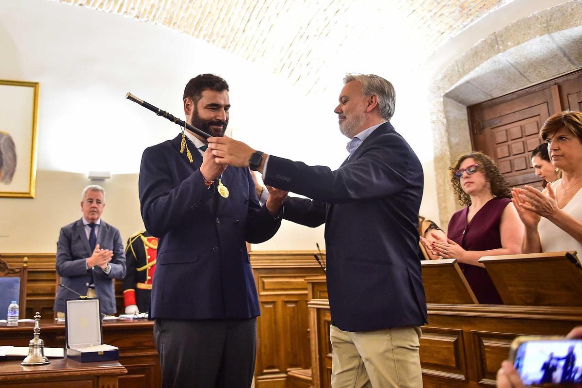 Fotogalería | Toma de posesión de David Dóniga como alcalde de Plasencia
