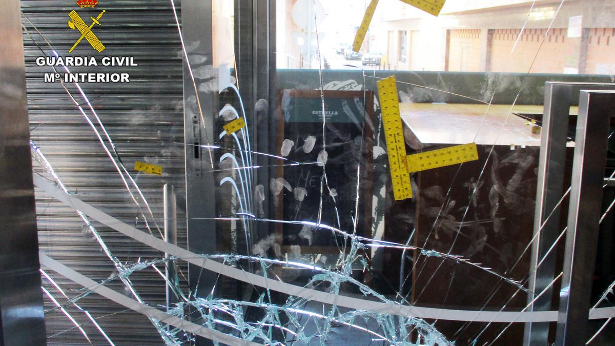 Catorce detenidos por una oleada de robos en casas y coches de San Javier