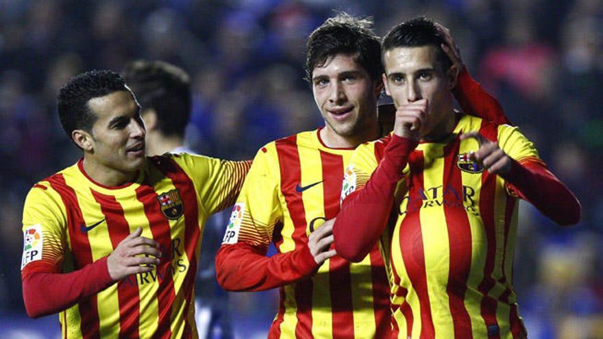 Tello marcó un hat-trick  contra el Levante.