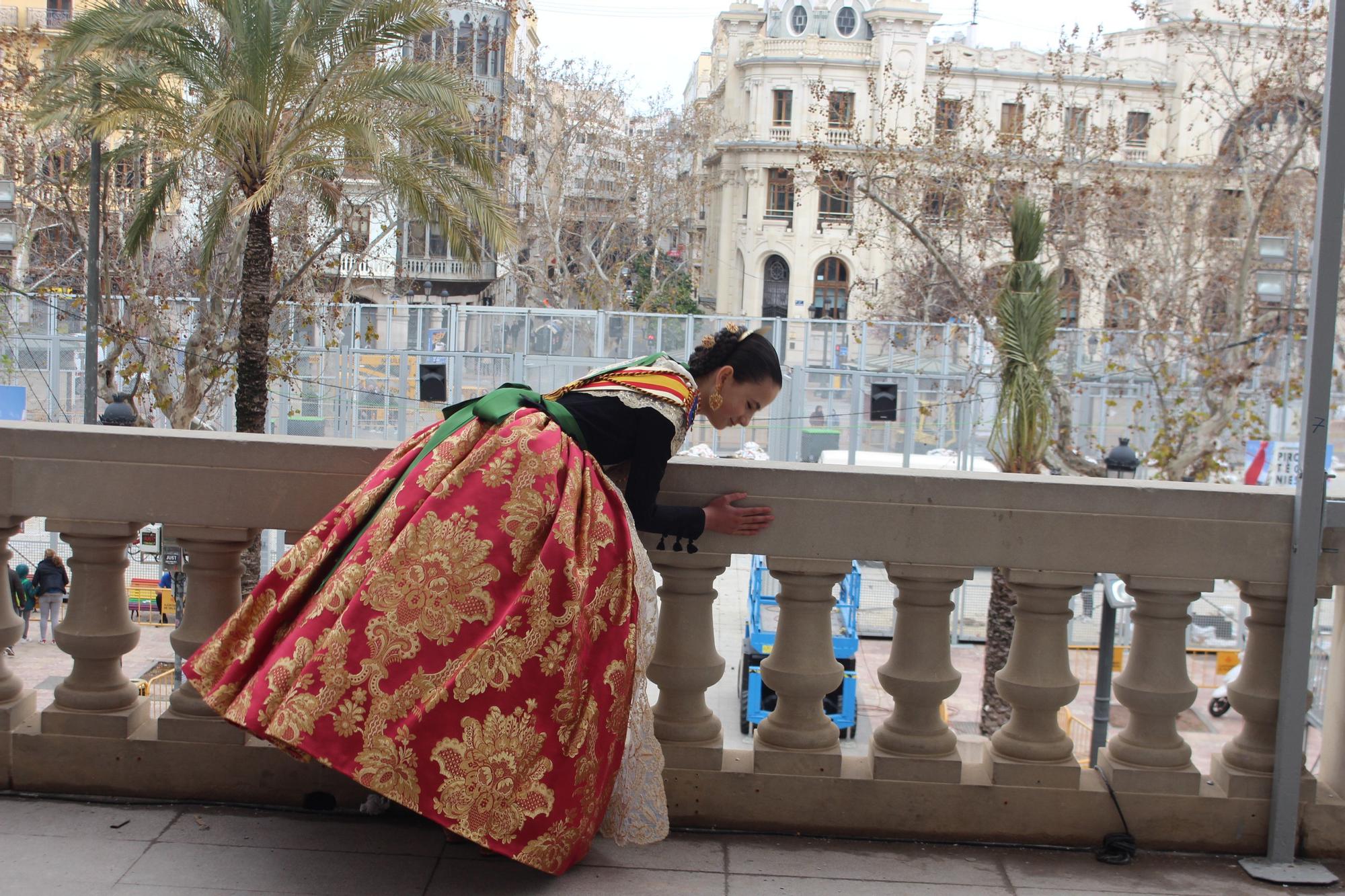 El balcón de las Fallas echa el cierre