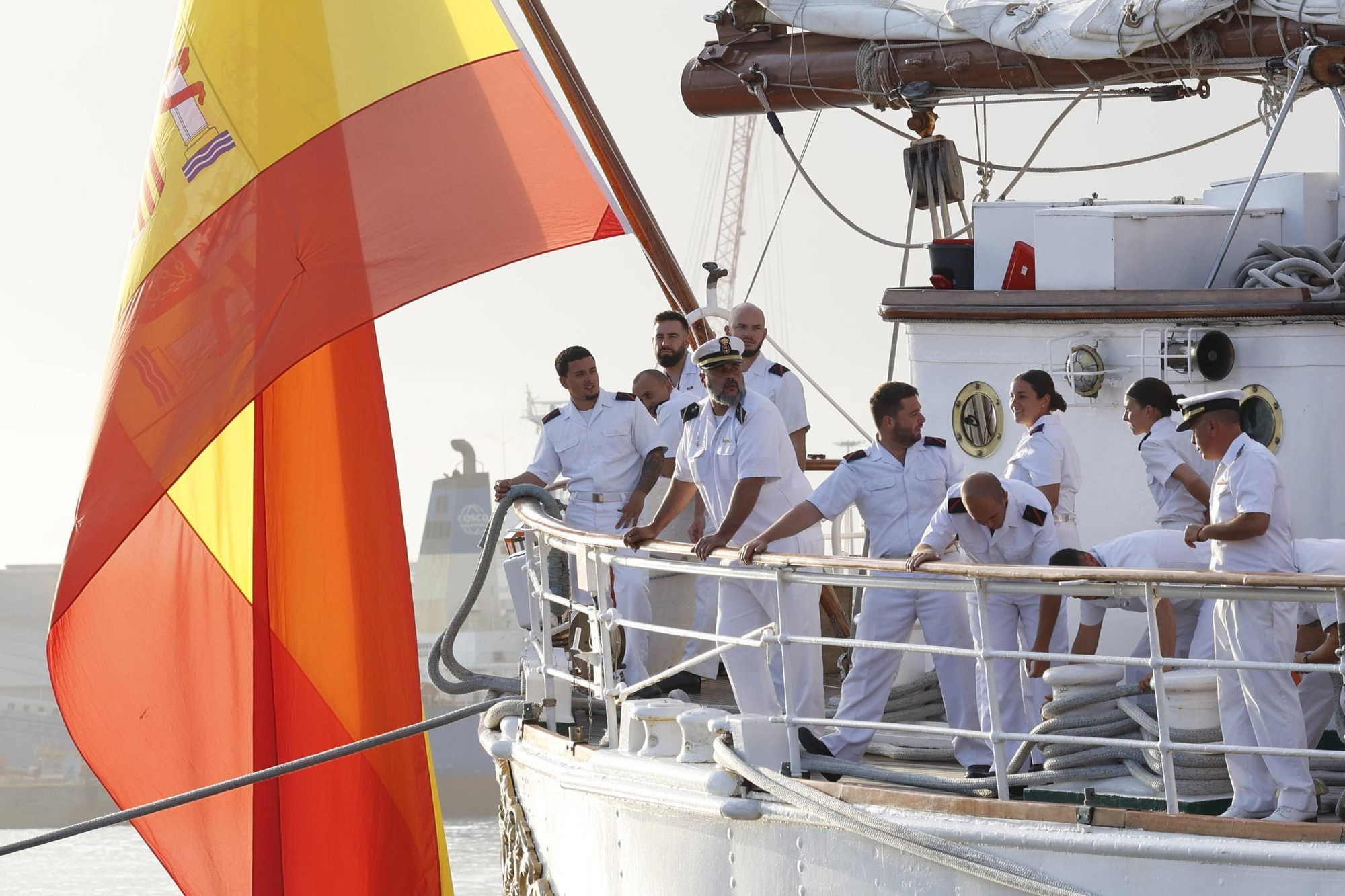 EN IMÁGENES: Así fue la llegada de la Princesa Leonor a Gijón en "Elcano"