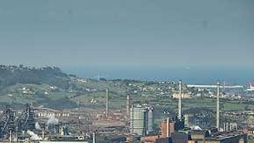 Instalaciones de Arcelor-Mittal en Gijón.