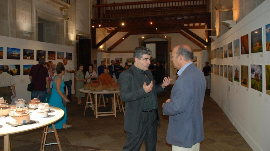 Fernando Miñambres, junto a José María Barrios.