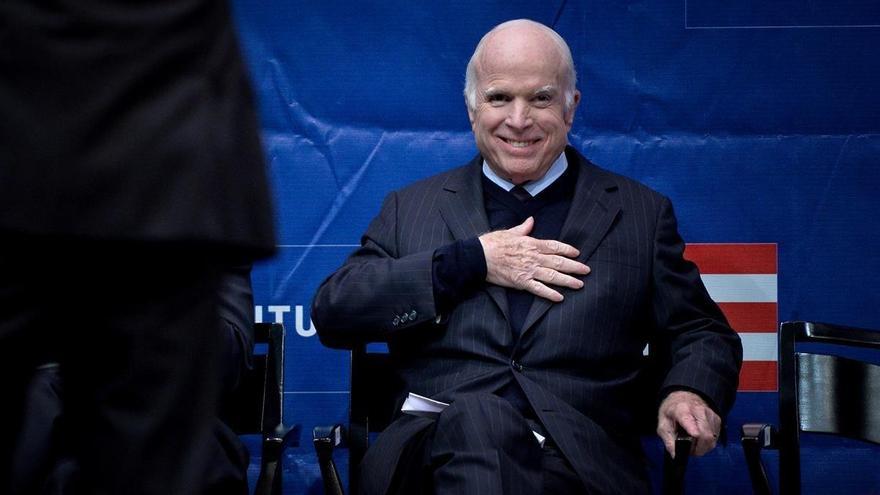 Vietnam elogia a McCain y Trump se niega a calificarlo de &quot;héroe&quot;