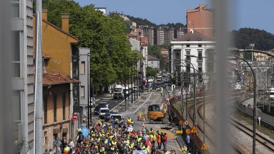 Una de las movilizaciones convocadas en 2022 por el sostenimiento del empleo en Saint-Gobain. | María Fuentes