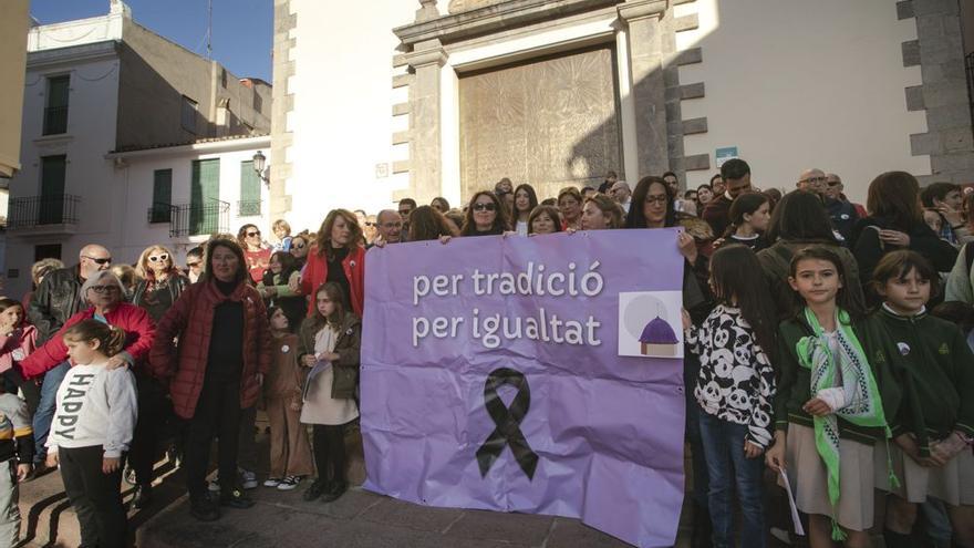 Una protesta volverá a exigir la entrada de mujeres en la Semana Santa Saguntina