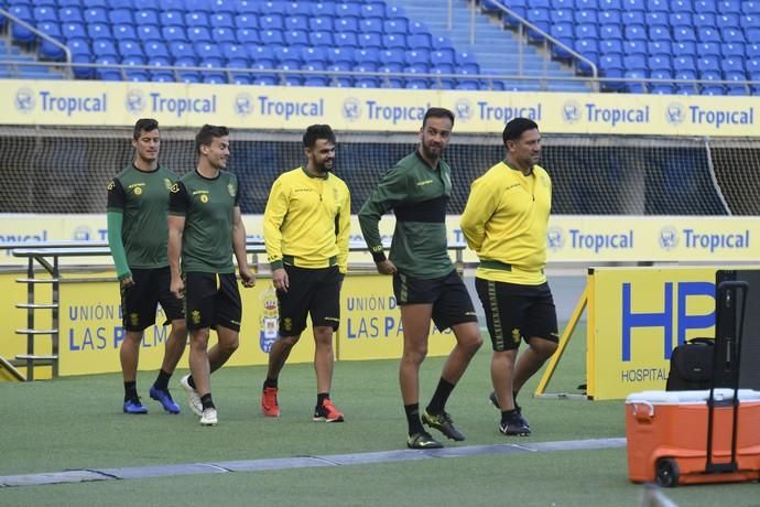 DEPORTES 05-03-19  LAS PALMAS DE GRAN CANARIA.  Primer entrenamiento de Pepe Mel. FOTOS: JUAN CASTRO