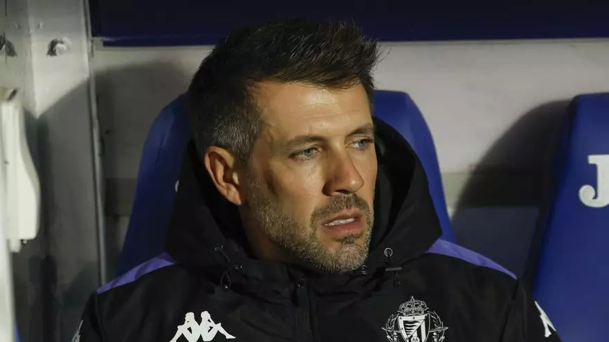 Pezzolano, tras la derrota frente al Atleti: "Mucha autocr赤tica, ser hombres, dar la cara y trabajar"