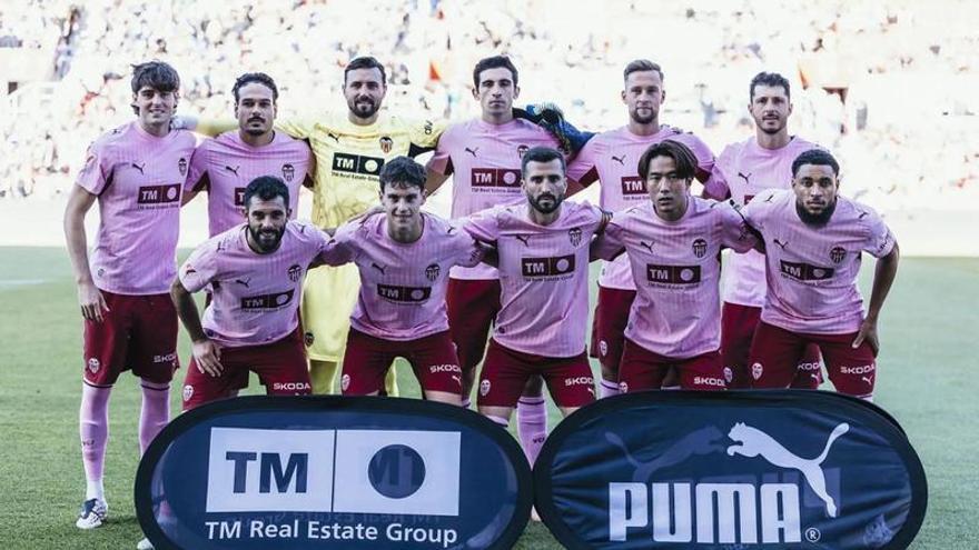 Corberán arma su once para el Valencia CF - Celta de LaLiga a la espera de fichajes
