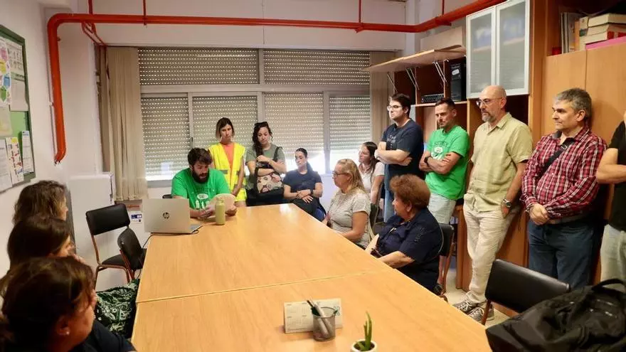 Dimisión del equipo directivo del colegio Gastón Castelló de Alicante