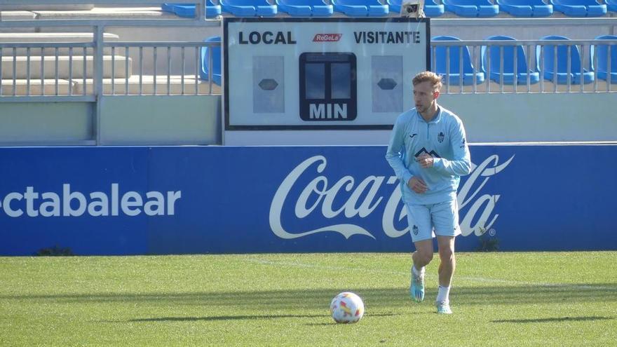 Triple examen para el Atlético Baleares en casa del líder Eldense