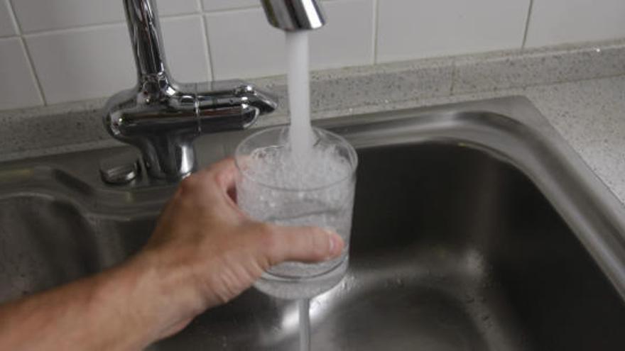 Los 20.000 habitantes de Las Torres de Cotillas ya pueden beber agua de grifo
