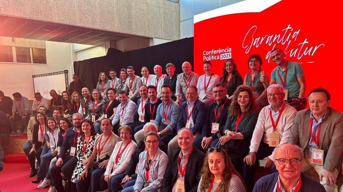 Foto de archivo de la delegación de Ibiza y Formentera en una conferencia política del PSIB