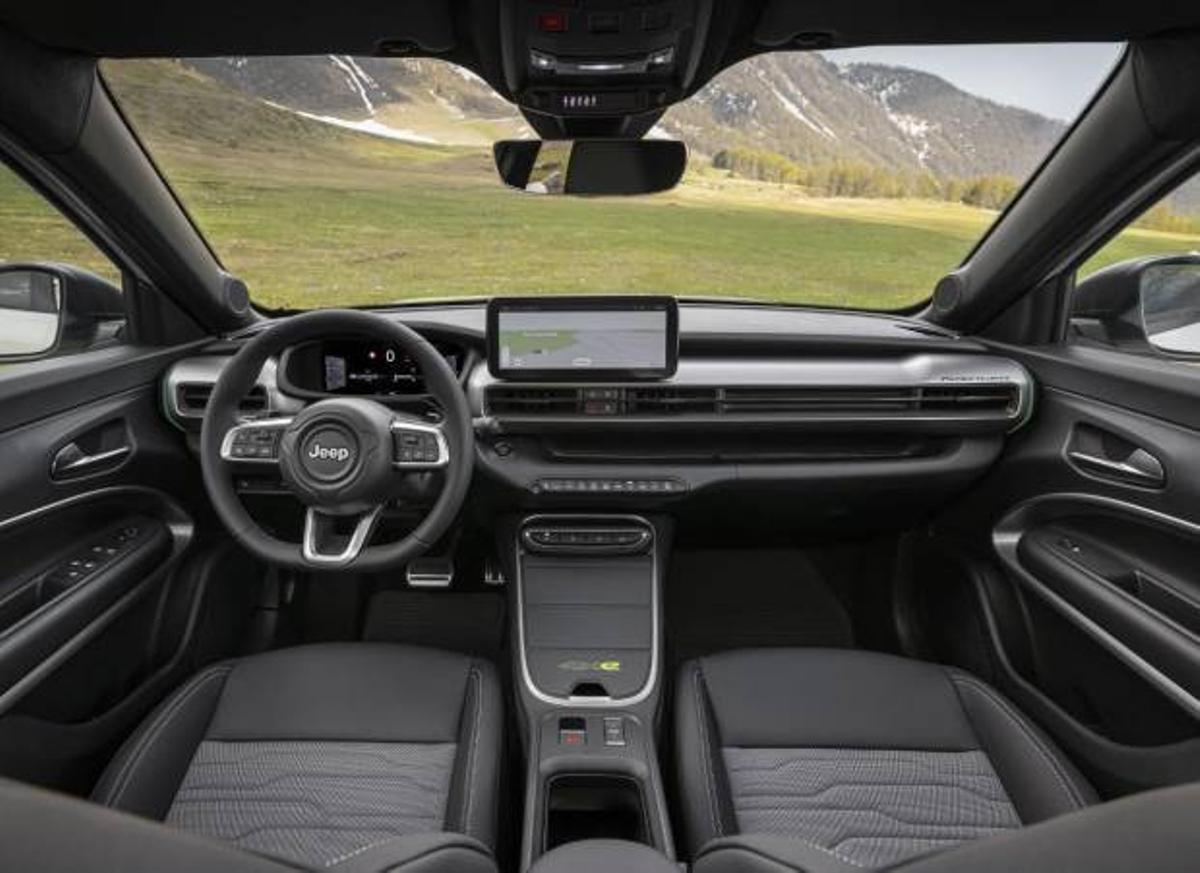 Interior del Jeep Avenger.