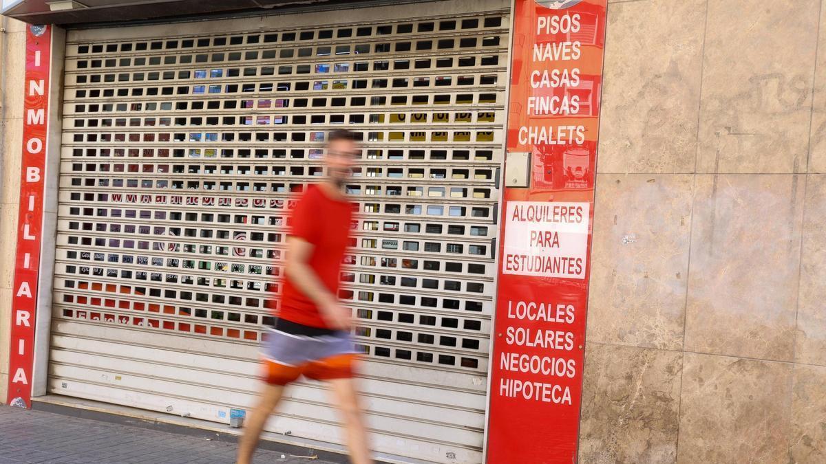 Inmobiliaria que alquila pisos para estudiantes.