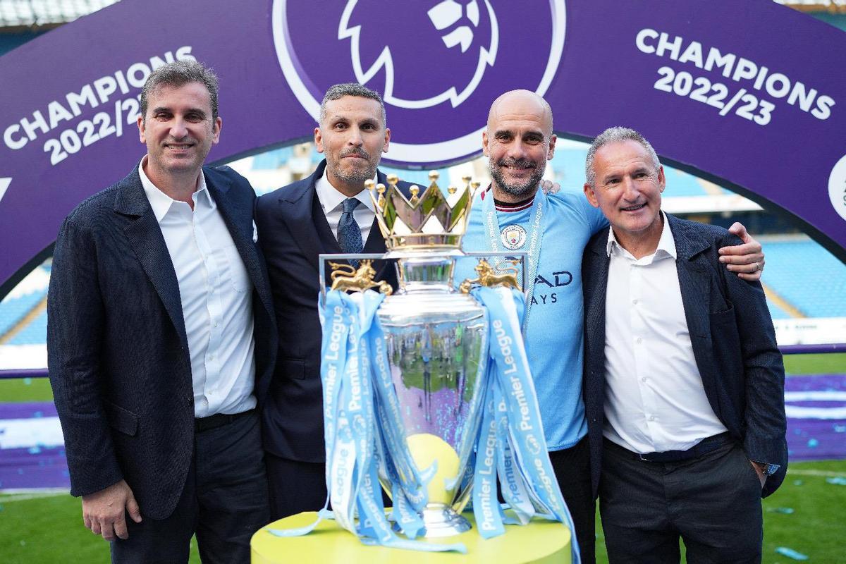 Ferran Soriano, consejero delegado del Manchester CIty, Khaldoon Al Mubarak, presidente, Pep Guardiola, exentrenador y Txiki Begiristain, exdirector deportivo