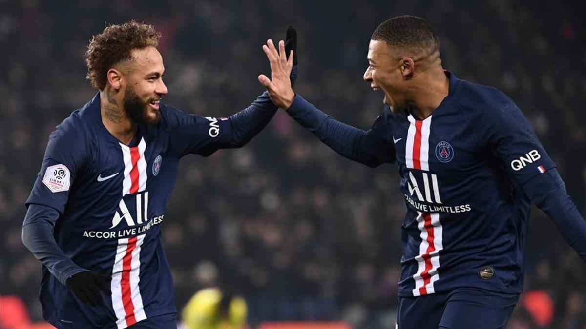 Neymar y Mbappe, de momento, juntos en el PSG