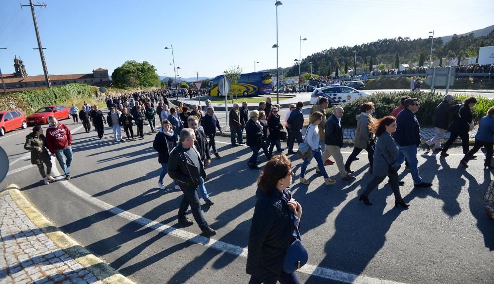 Último adiós a los fallecidos en en Combarro