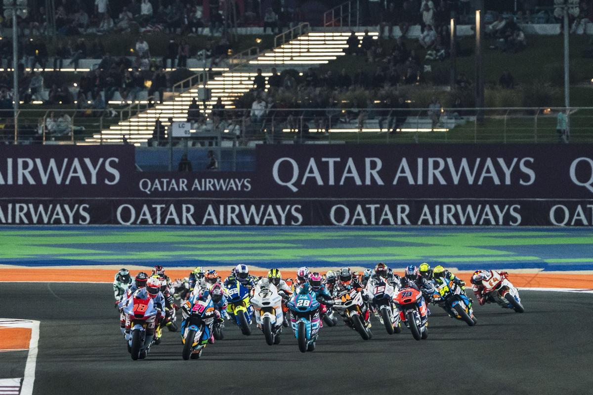 Prueba inaugural del Mundial de Moto2 en Qatar.