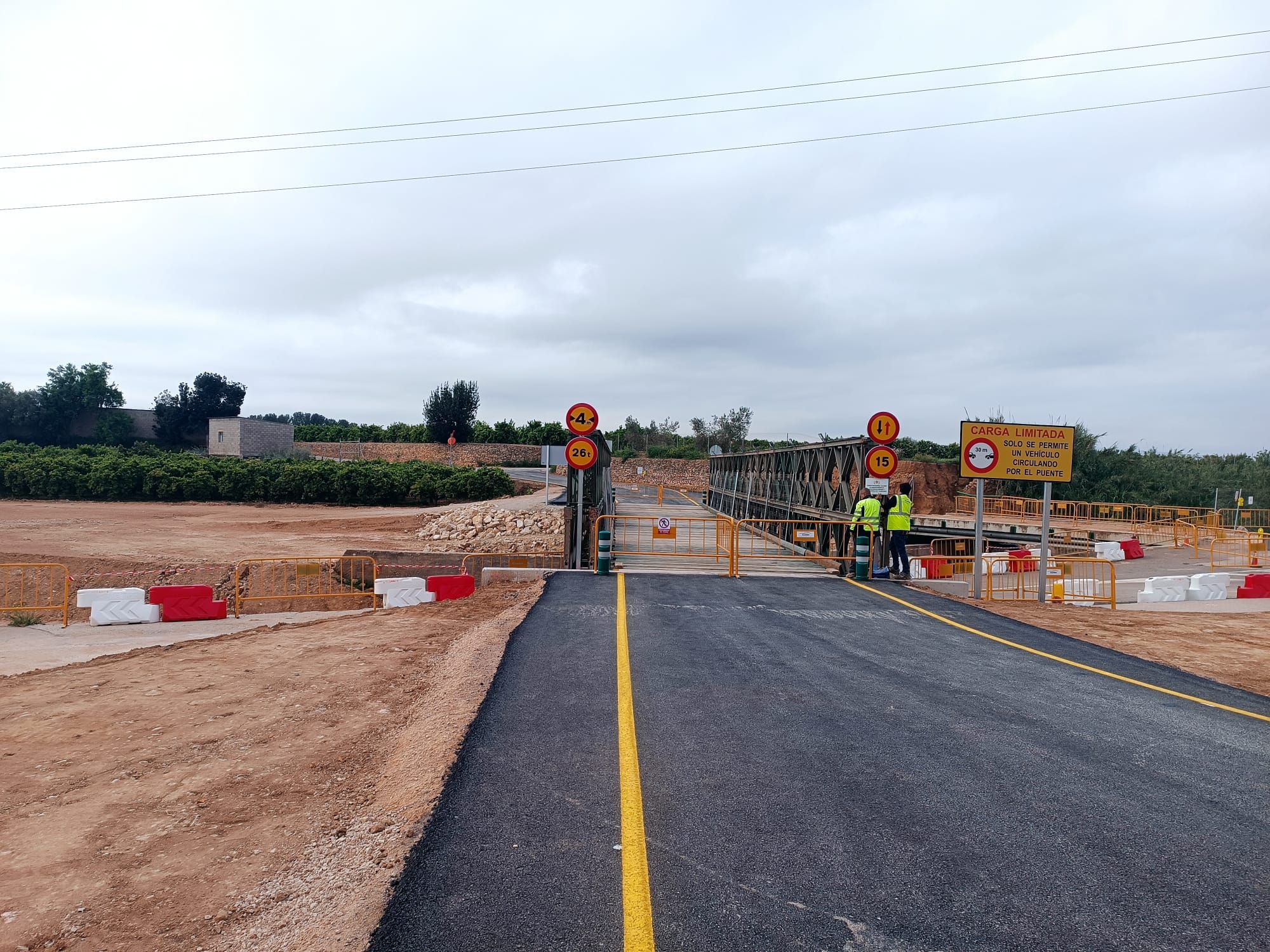 Loriguilla inaugura un nuevo puente provisional cinco meses después de la dana