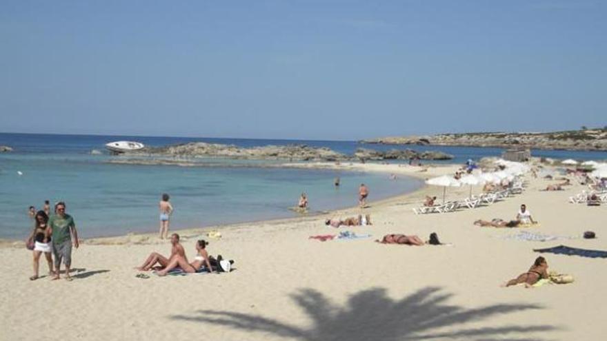 Imagen de archivo de la playa de es Pujols